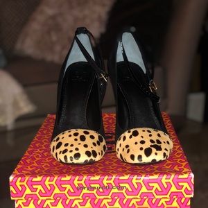 Tory Burch Black/Cheetah Pump